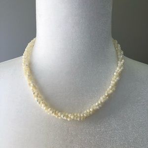 Mother of Pearl Beads Necklace